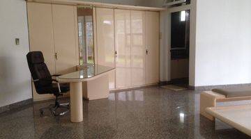 Gambar 4 Rumah 2 Lantai Bagus Furnished di Surya Setra, Bandung