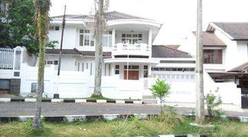 Gambar 1 Rumah 2 Lantai Bagus Furnished di Surya Setra, Bandung