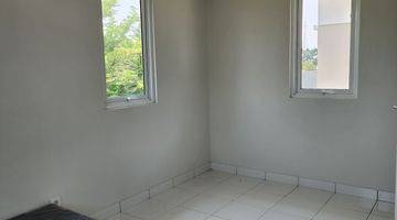 Gambar 2 Rumah 2 Lantai SHM Baru