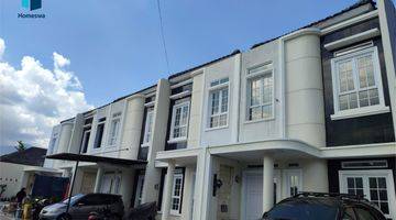 Gambar 3 Dijual Rumah di Arcamanik Bandung 2 Lantai New Classic Art Deco 900 jutaan