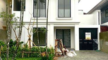 Gambar 1 Rumah cantik dan modern di Gn. Pasifik Taman Himalaya Lippo Karawaci Tangerang