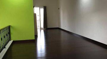 Gambar 2 Rumah Full Furnished Siap Huni di Jakarta Selatan