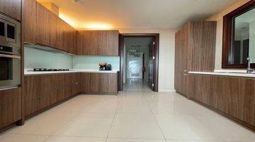 Gambar 1 Pakubuwono View 3 BR Nice View High Floor