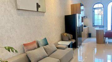 Gambar 4 Rumah Cantik Semi Furnished Di Discovery Bintaro Jaya