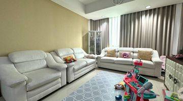 Gambar 2 Kemang Village Residence 2 Kamar Tidur Furnished Di Jual Cepat 