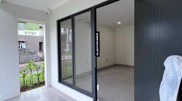 Gambar 1 Rumah Hook  Cluster Leonora, Symphonia - Gading Serpong