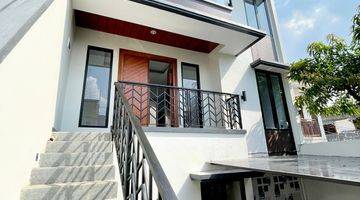 Gambar 2 3 LEVEL MODERN BRAND NEW HOUSE IN GOOD LOCATION