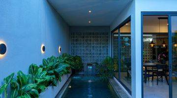 Gambar 2 Rumah Cantik Full Furnished Private Pool Area Nusa loka Bsd