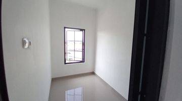 Gambar 3 Rumah 2 Lt Siap Renov 7 Menit ke Depok Town Center Dibantu KPR J-28248