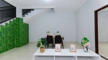 Gambar 2 Rumah SHM 2 Lt dekat Cibubur Junction Sudah Renov Ready Furnished J21131