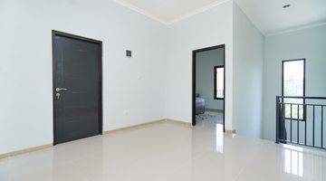 Gambar 2 Rumah LT 105 Semi Furnished Nego dekat Mall Pesona Square, Depok J17637