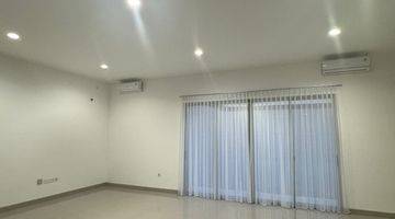 Gambar 4 Disewakan Rumah Pik 2 10x25m2 Semi Furnished