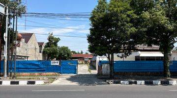 Gambar 1 Disewakan rumah pinggir jalan Sei Batang Hari