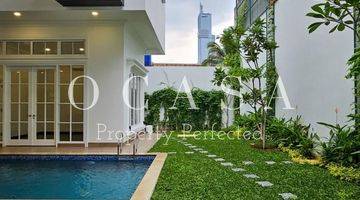 Gambar 5  Modern Beautiful House Menteng Big Garden