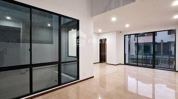 Gambar 5 Jual Cepat Rumah 3 Lantai Bagus Semi Furnished di Zora Bsd City