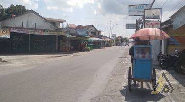 Gambar 4 Disewakan Ruko Strategis 2 Lantai Luas 250m2 Lokasi Bantul,yogyakarta 