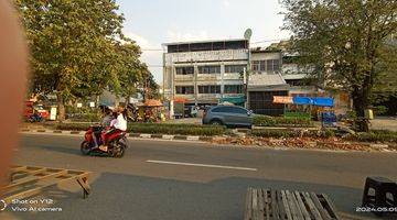 Gambar 2 Ruko Gandeng 3, 4 Lantai di Pangeran Jayakarta, Jakarta Pusat