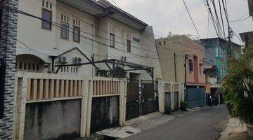 Gambar 1 Dijual Cepat, Rumah Besar Hitung Tanah di Jl. Inpres, Kelapa Dua