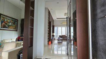 Gambar 2 Rumah Full Furnished di Taman Telaga Golf BSD