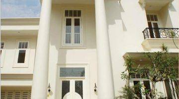 Gambar 1 For Rent Classic Modern House Kemang Area