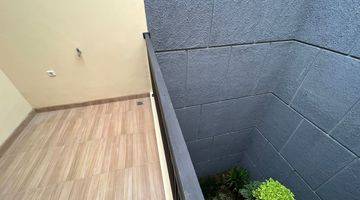 Gambar 3 6X20 Metland Puri 2.85M Rumah Baru 2 Lantai