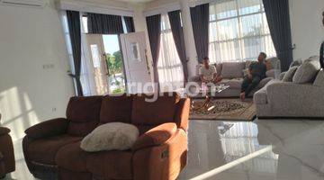 Gambar 2 RUMAH MEWAH DUA LANTAI BONUS  SEMI FURNITURE DI GRAND CITY