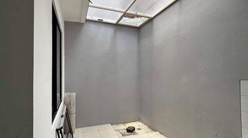 Gambar 3 Rumah Semi Furnished di Casa Jardin, Jakarta Barat