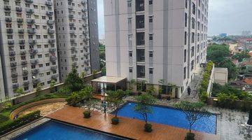 Gambar 1 Apartemen The Oak Tower 2 Kamar Tidur Furnished Bagus