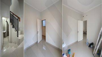 Gambar 1 Disewakan Rumah Milano 2 Lantai  Unfurnished