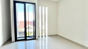 Gambar 2 Rumah Klampis 2lantai Minimalis Modern