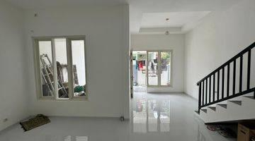 Gambar 3 Rumah Pantai Mentari 2lantai minimalis modern