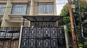 Gambar 1 Rumah Dijual Semi Furnished Minimalis 2 Lantai Duri Kepa Lt 62m2