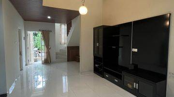 Gambar 2 Rumah 2 Lantai Luas 7,5x17 129m2 Type 3kt di Cluster Fluorite Summarecon Gading Serpong