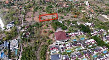 Gambar 3 Tanah View Laut  Depan Hillston Resort - Ungasan. Harga 500 Juta/ 100 M²