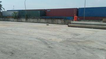 Gambar 1 Tanah Openyard