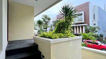 Gambar 5 Fore Sale Tropical Modern House strategis  Pejaten Barat 