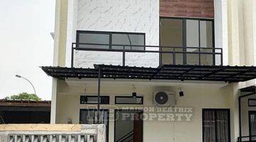 Gambar 1 Dijual disewakan Rumah Cantik Siap Huni Lokasi Sangat Strategis