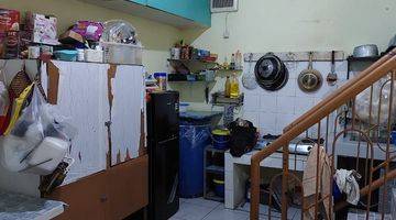 Gambar 3 Rumah 3 Lantai 1,8m Non Furnished Shm Bagus Timur