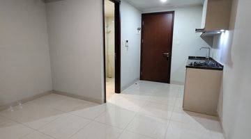 Gambar 2 DIJUAL APARTEMEN STUDIO DI GREEN SEDAYU , SEMI FURNISHED