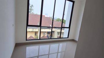 Gambar 2 Dijual rumah 3 lantai bagus SHM di Kepa Duri jakarta barat