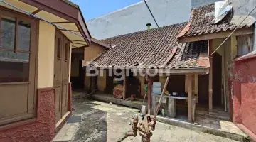 Gambar 2 Rumah Bangunan Kolonial Pusat Kota Sekitaran jl Ijen Malang