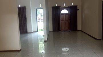 Gambar 2 Dijual Rumah Minimalis Modern di Villa Puncak Tidar