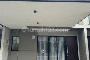 Gambar 1 Rumah 2 Lantai Bagus Semi Furnished di Jl. Marina Raya No.1, Jakarta Utara