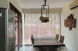 Gambar 2 Dijual Rumah Pik Luas 285m, 3 Lantai, Furnished, Bagus Siap Huni