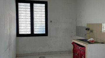 Gambar 1 Dijual Rumah Rapi & Terawat 2 Lantai Di Melia Garden, Graha Raya,