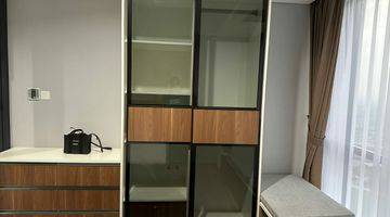 Gambar 4 Apartemen  The Smith