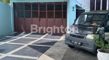 Gambar 2 RUMAH BESAR FULLFURNIS DENGAN GAZEBO LOKASI TENGAH KOTA DALAM PERUMAHAN BB POS 10 AMAN NYAMAN HARGA NEGO