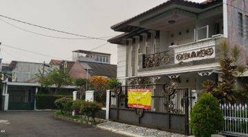 Gambar 2 Rumah Lux Lingkungan Nyaman Komplek Margahayu Raya Kota Bandung