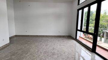 Gambar 3 Wts Dijual Rumah di Kencana Loka, Bsd City, Serpong, Tangerang Selatan, Banten