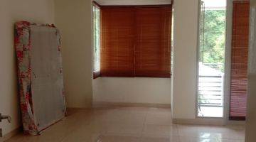 Gambar 2 Wts Dijual Rumah 2 Lantai di De Latinos, Bsd City, Serpong, Tangerang Selatan, Banten